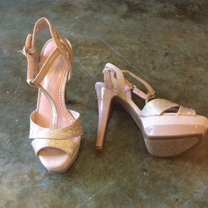Jessica Simpson high heels